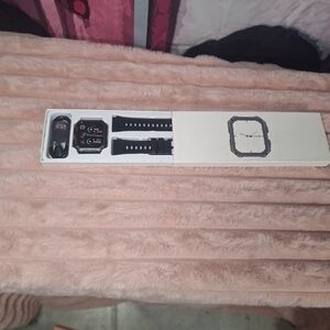 Black Smartwatch with Interchangeable Bands